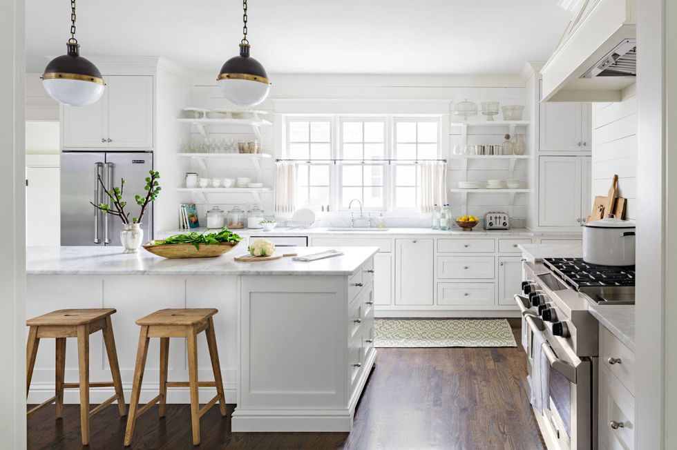 10 Easy Breezy Beach House Decorating Ideas